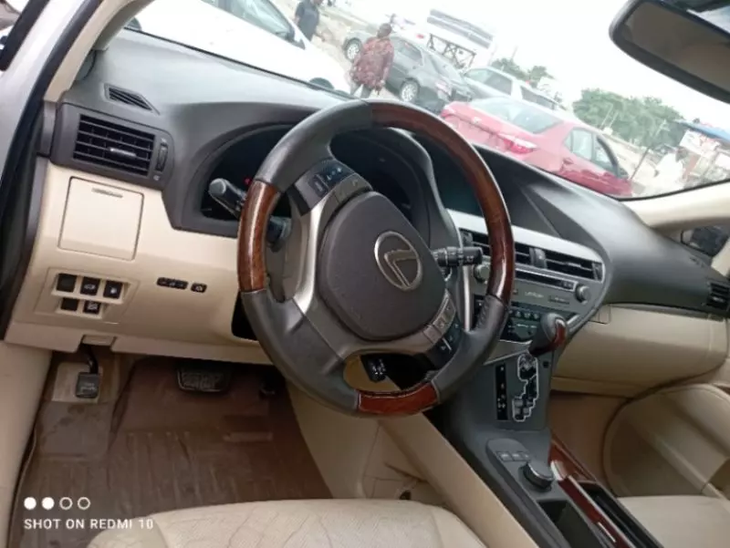 Toyota Lexus RX 350h   - 2015