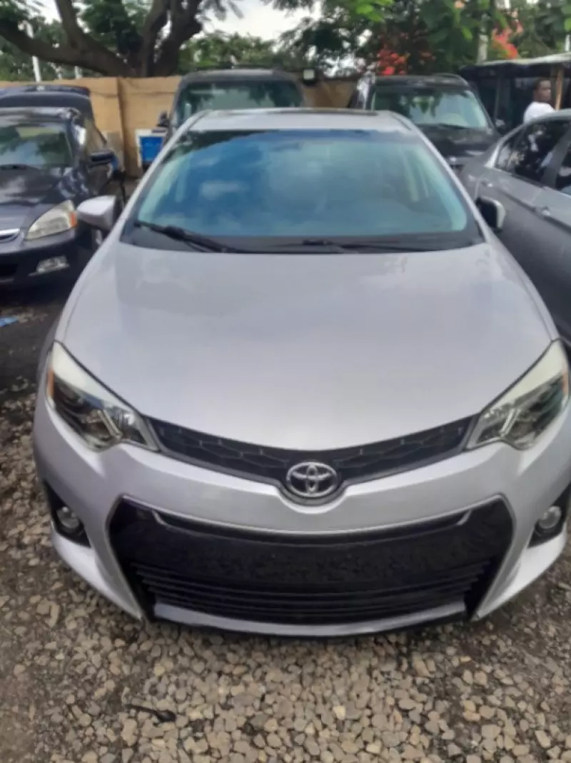 Toyota Corolla Sport   - 2015