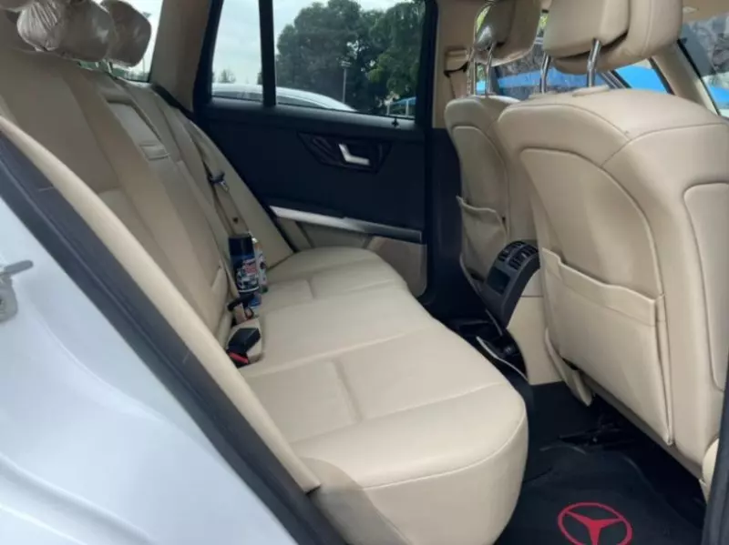 Mercedes-Benz GLK 350   - 2013