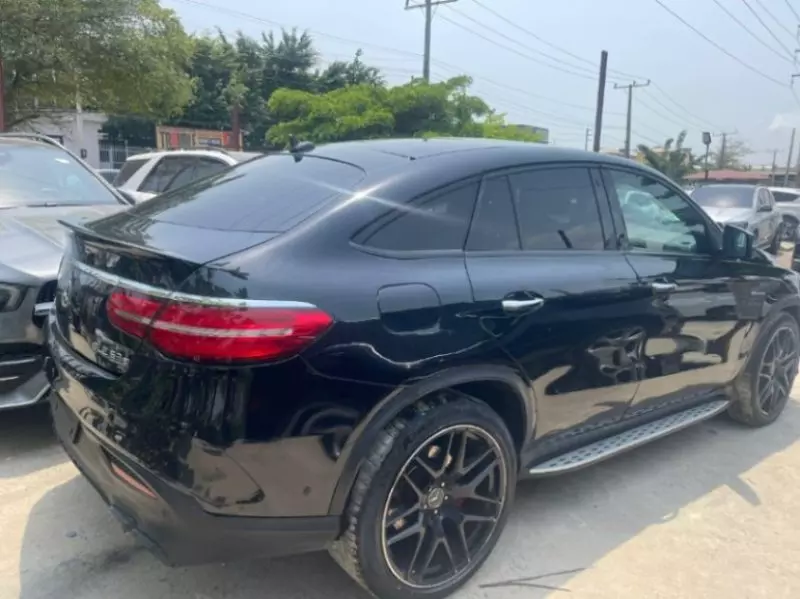Mercedes-Benz GLE-Class   - 2019
