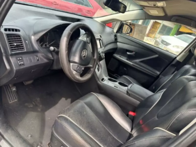 Toyota Venza   - 2013