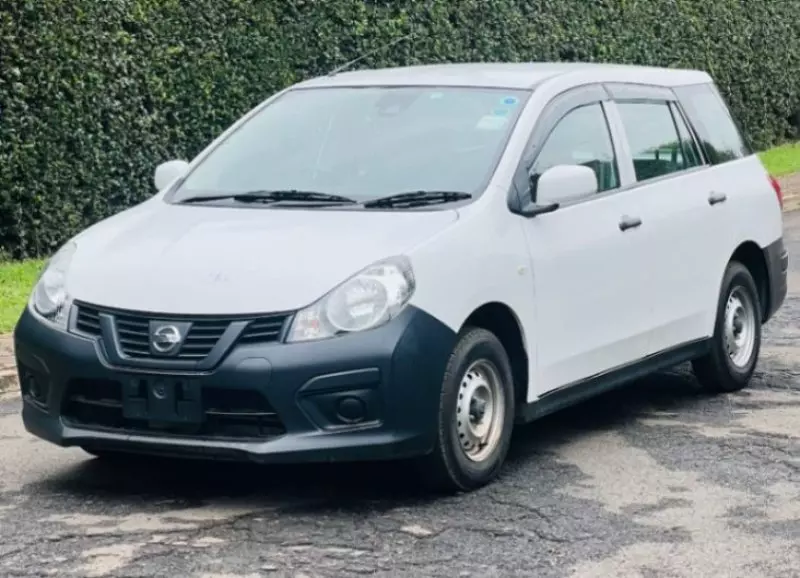 Nissan Advan    - 2018