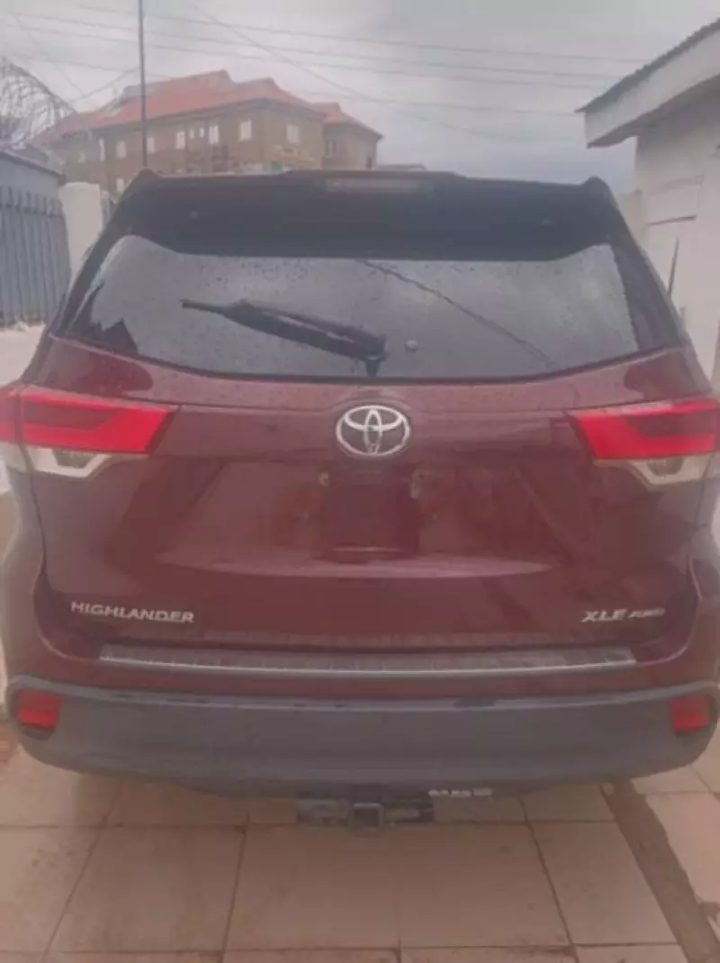 Toyota Highlander   - 2018