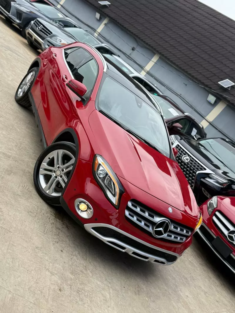 Mercedes-Benz GLA 250   - 2019