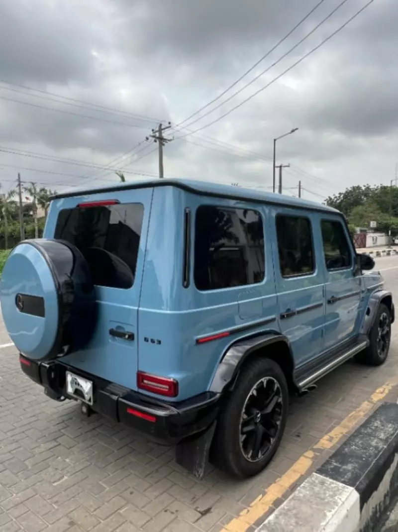 Mercedes-Benz G63 AMG