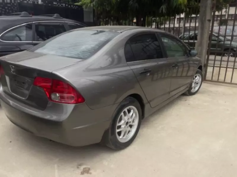 Honda Civic   - 2007