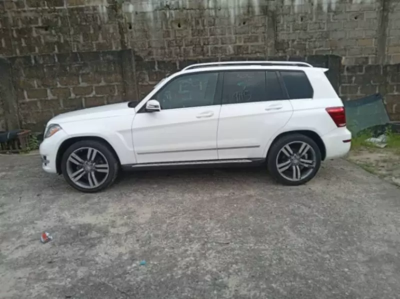 Mercedes-Benz GLK 350   - 2013