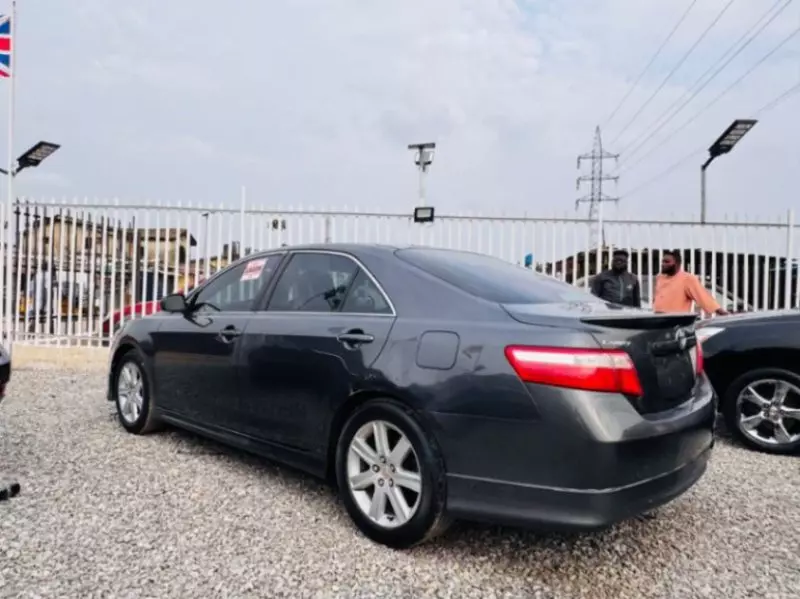 Toyota Camry   - 2008