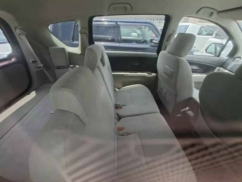 Toyota Passo Sette   - 2012