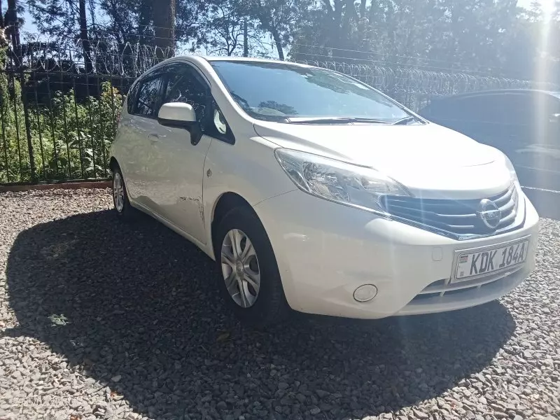Nissan Note   - 2015