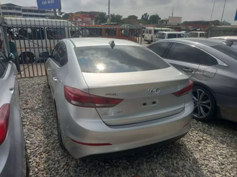 Hyundai Elantra   - 2017