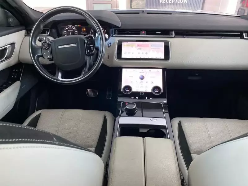 Land Rover Range Rover Velar   -
