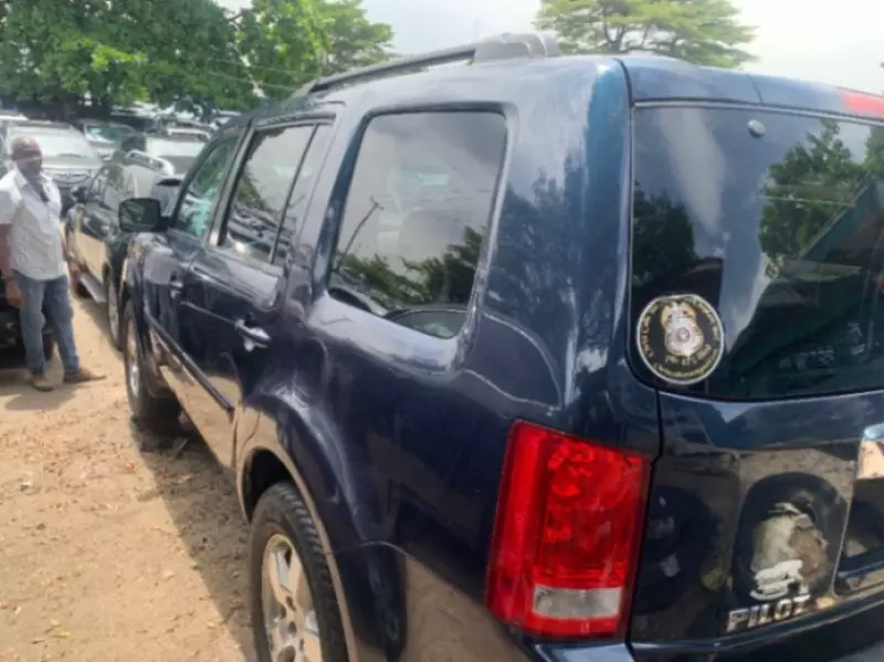 Honda Pilot   - 2011