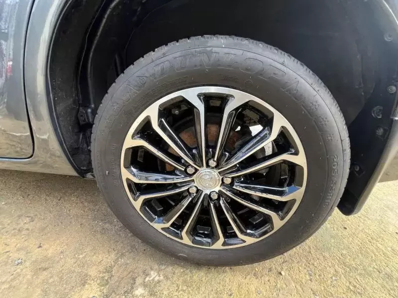 Toyota Corolla   - 2015