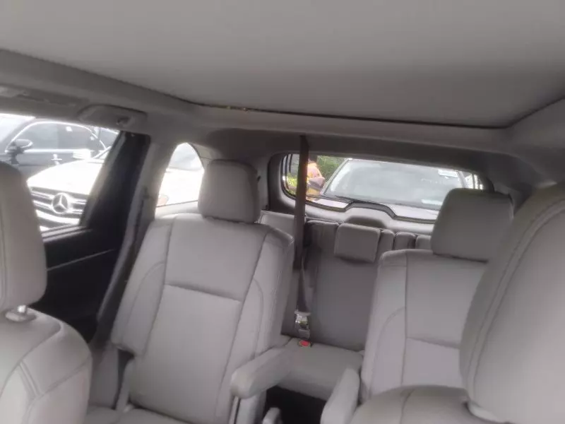 Toyota Highlander   - 2014