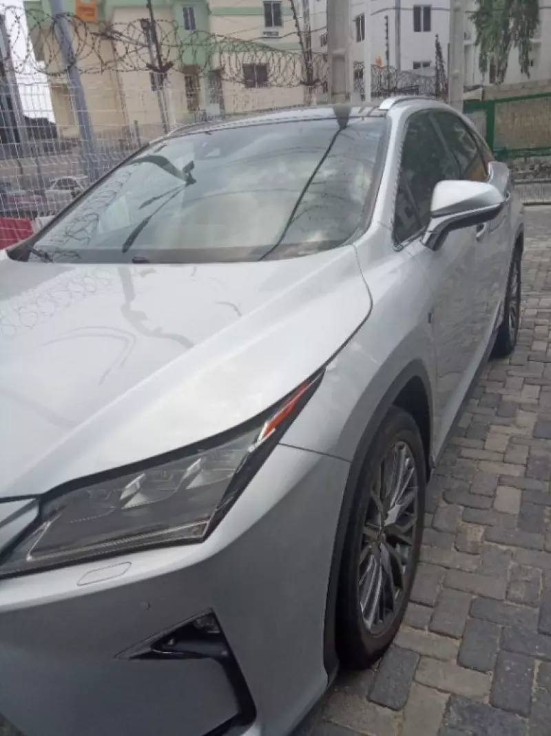 Lexus RX   - 2017