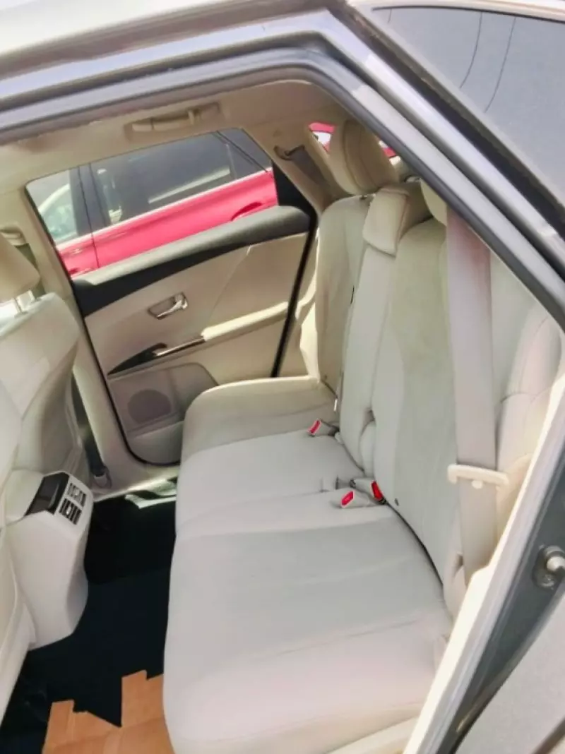 Toyota Venza   - 2010