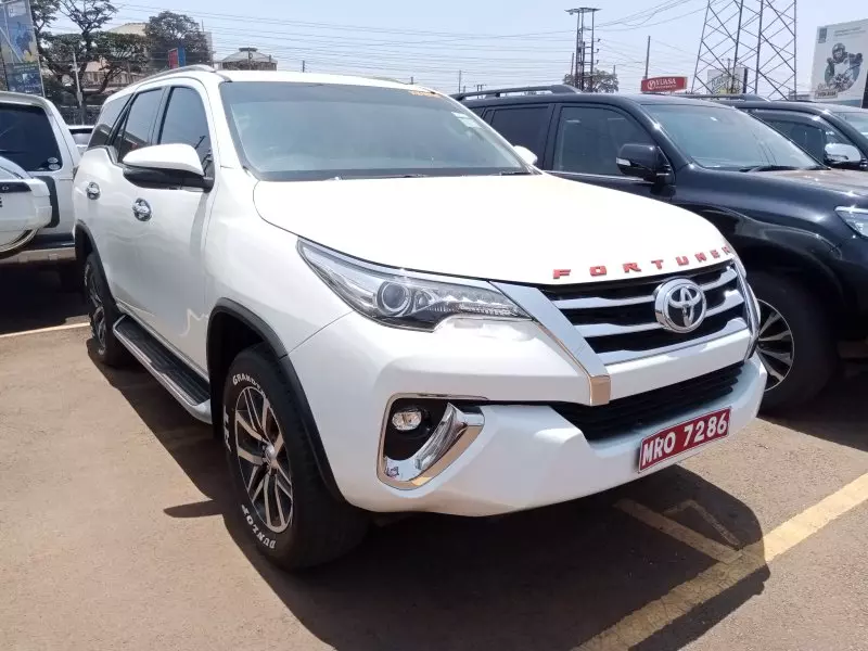 Toyota Fortuner   - 2018