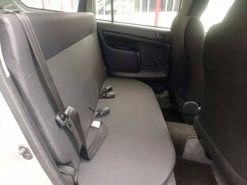 Toyota Probox    - 2016