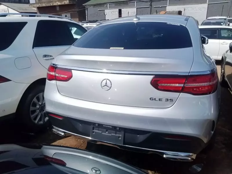 Mercedes-Benz GLE 300