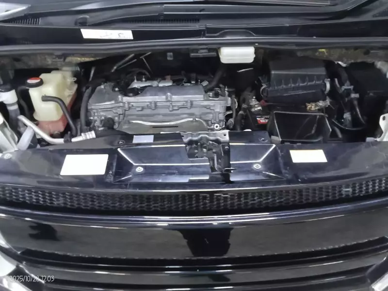 Toyota Vellfire    - 2017