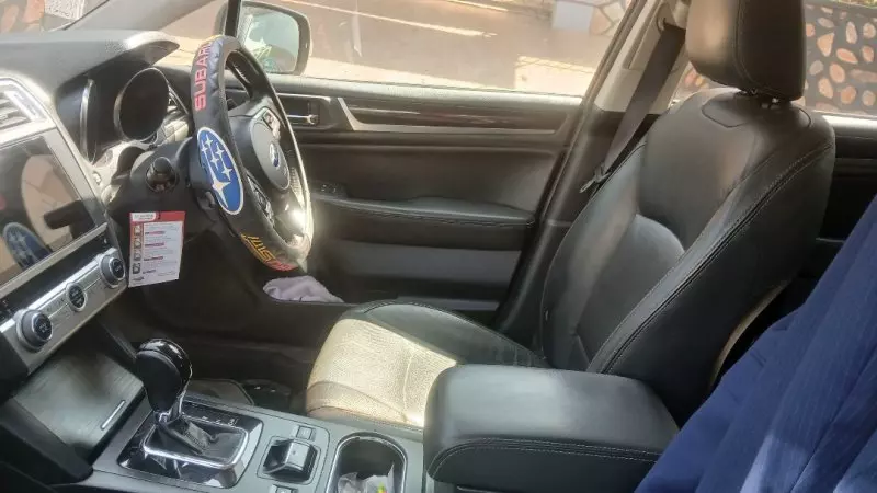 Subaru Outback   - 2015