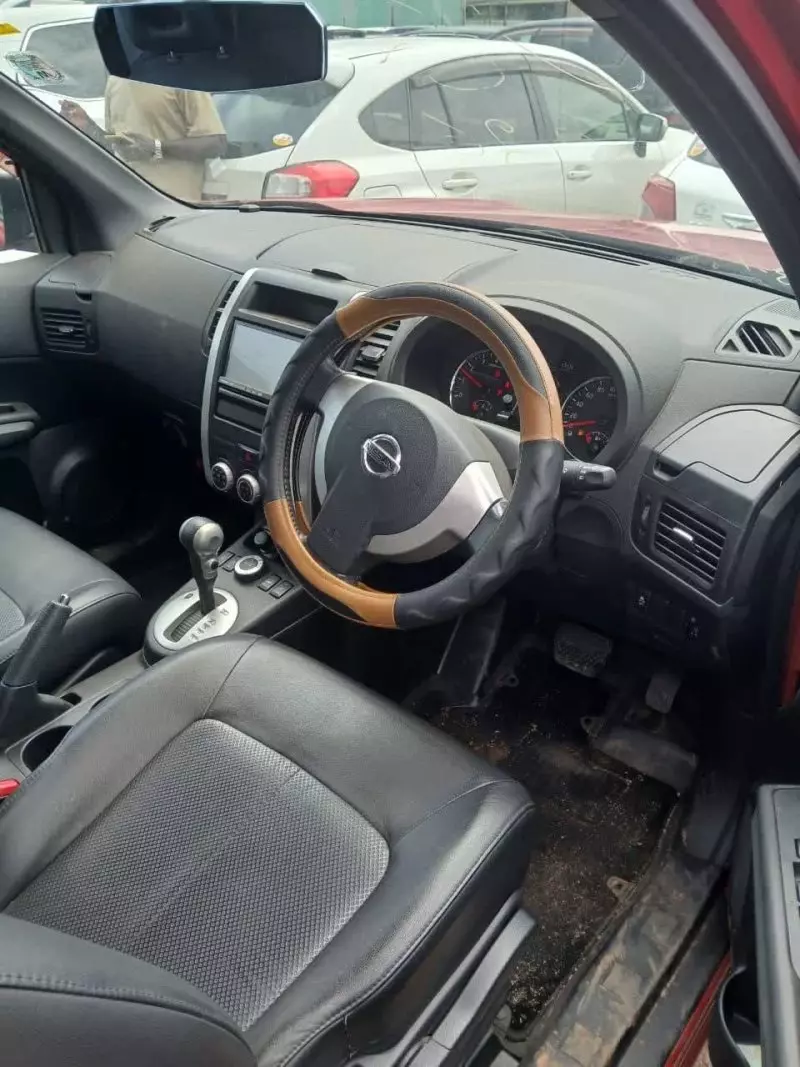 Nissan X-Trail   - 2012