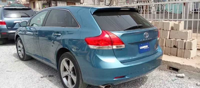 Toyota Venza   - 2012