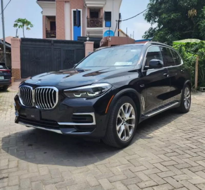 BMW X5   - 2023