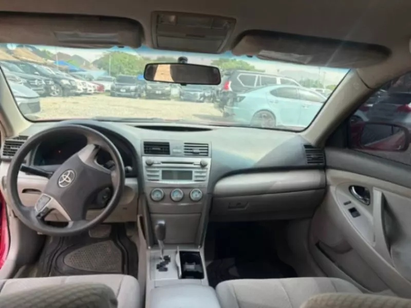 Toyota Camry   - 2008