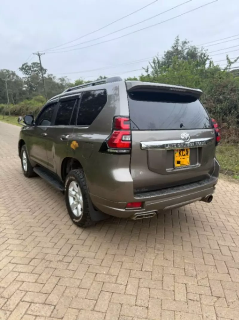 Toyota LAND CRUISER 300 LC300   - 2014