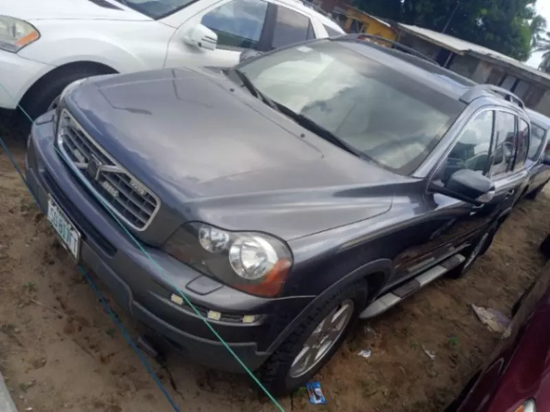Volvo XC90   - 2008