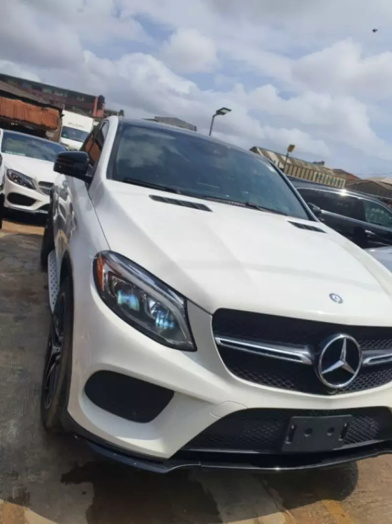 Mercedes-Benz GLE 43 AMG   - 2017