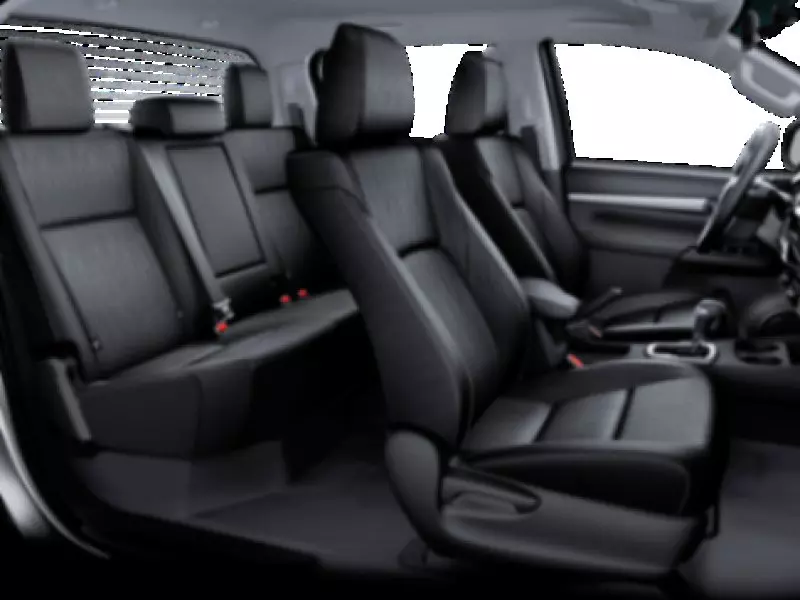 Toyota Hilux    - 2025