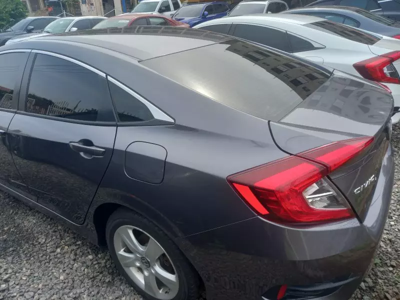 Honda Civic   - 2019