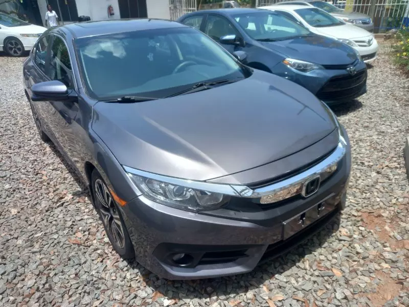 Honda Civic   - 2016