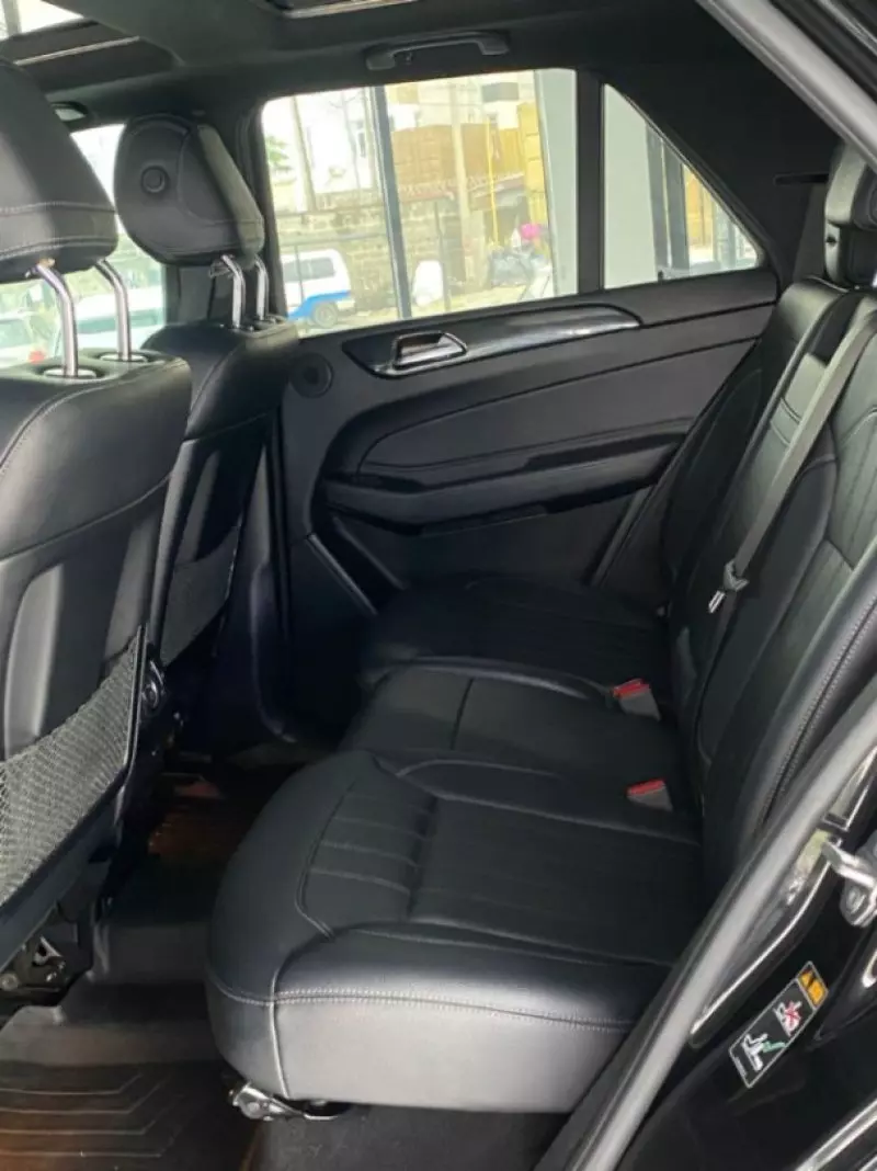 Mercedes-Benz GLE 400   - 2018