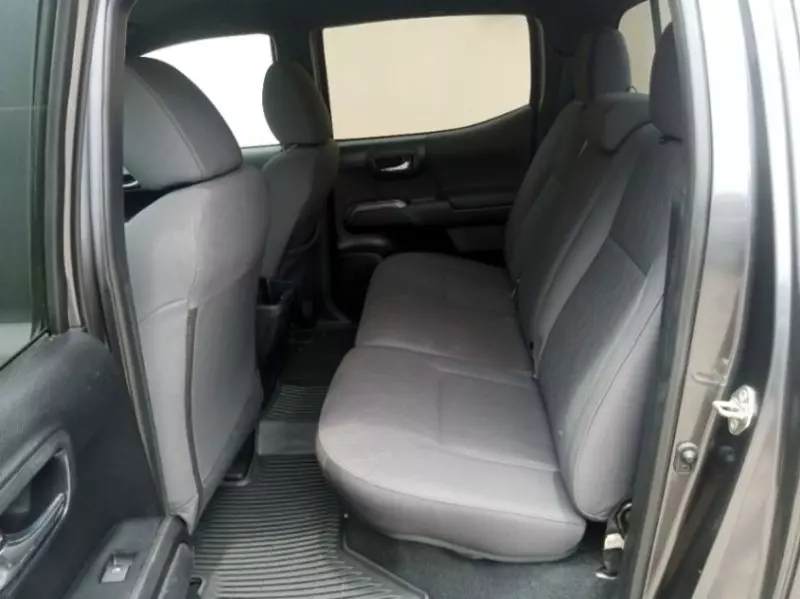 Toyota Tacoma   - 2019