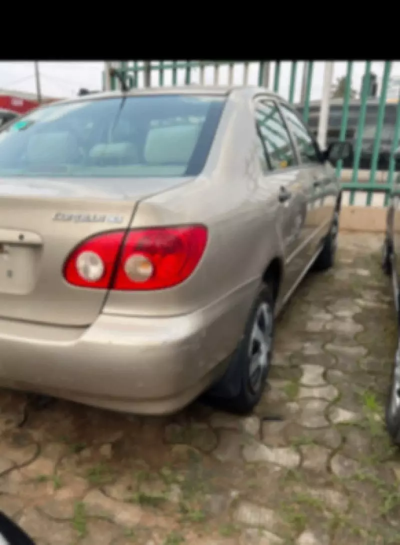 Toyota Corolla   - 2006