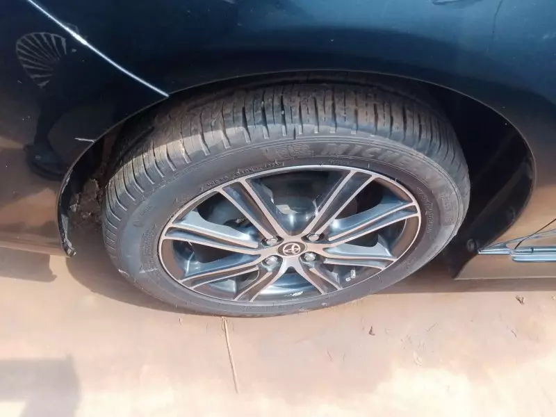 Toyota Fielder hybrid