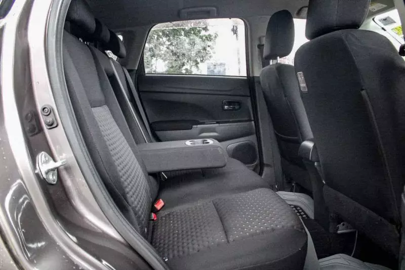 Mitsubishi RVR   - 2010