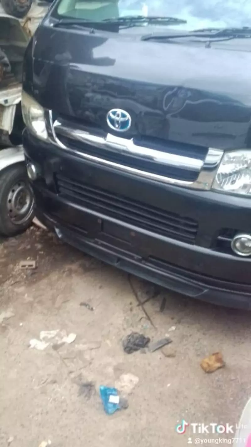Toyota Hiace   - 2008
