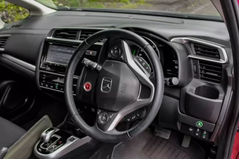 Honda Fit Hybrid    - 2018