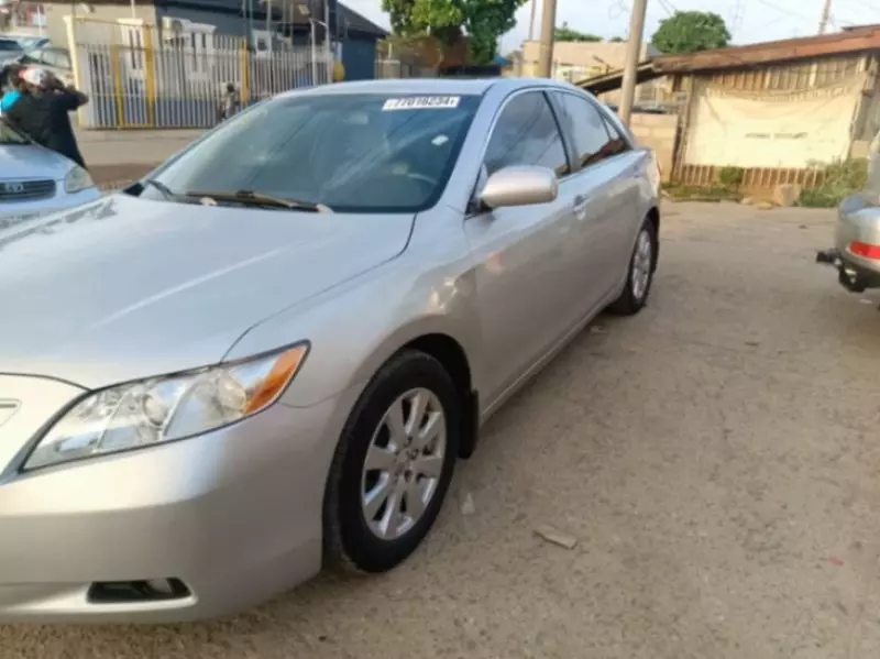 Toyota Camry   - 2007