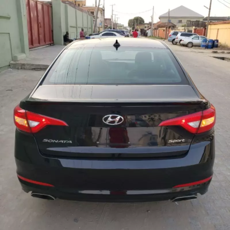 Hyundai Sonata   - 2017
