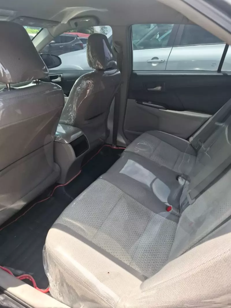 Toyota Camry   - 2014