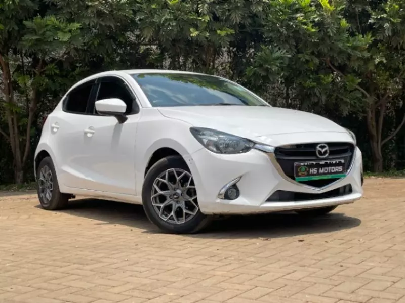 Mazda Demio   - 2017