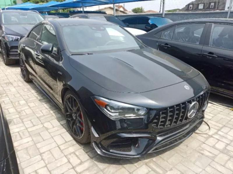 Mercedes-Benz CLA 45 AMG