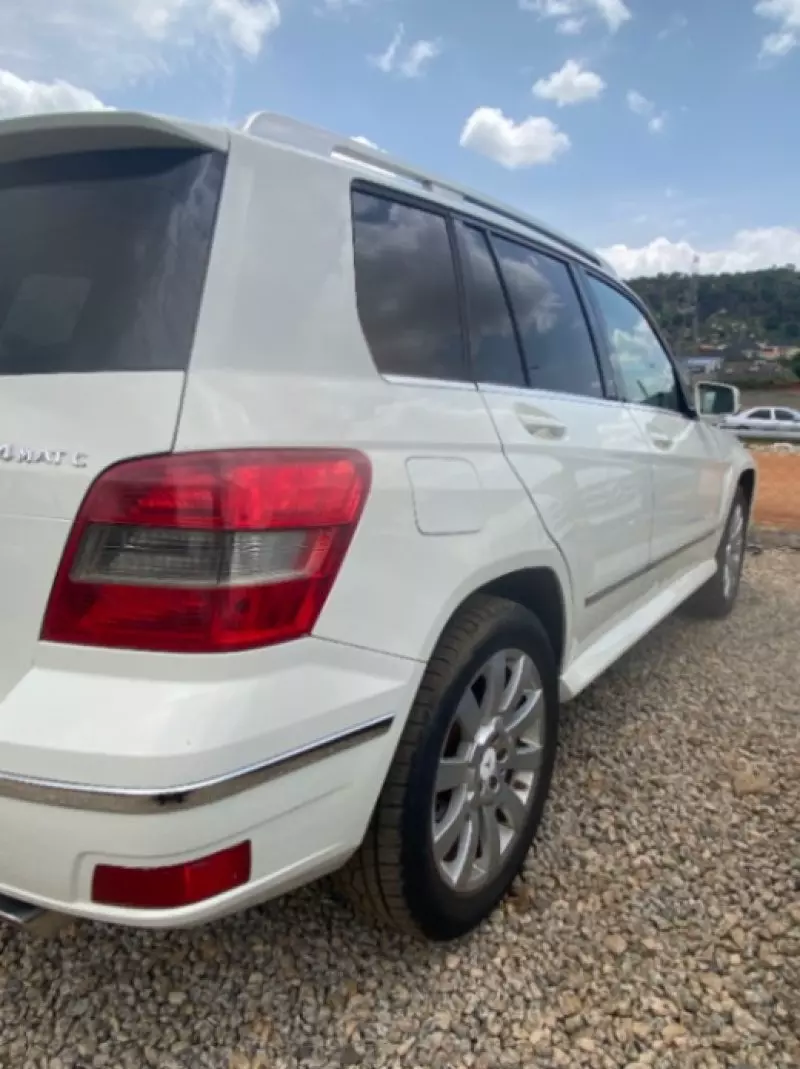 Mercedes-Benz GLK 350   - 2009