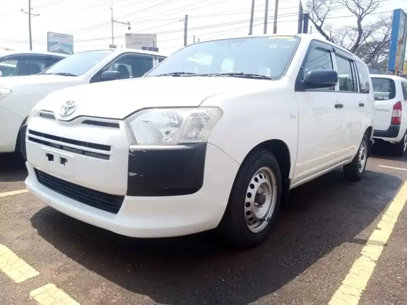 Toyota Probox    - 2017